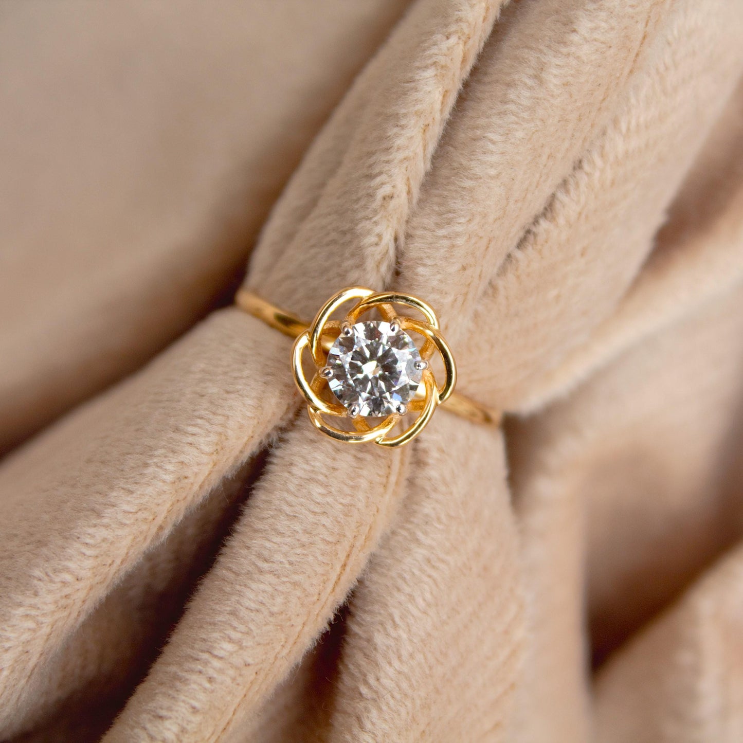 0.75 Carat Lab Grown Diamond Solitaire Ring, 14K Gold Ring, Flower Shape Engagement Ring, 6 MM Round Diamond Ring, Wedding Gift for Brides