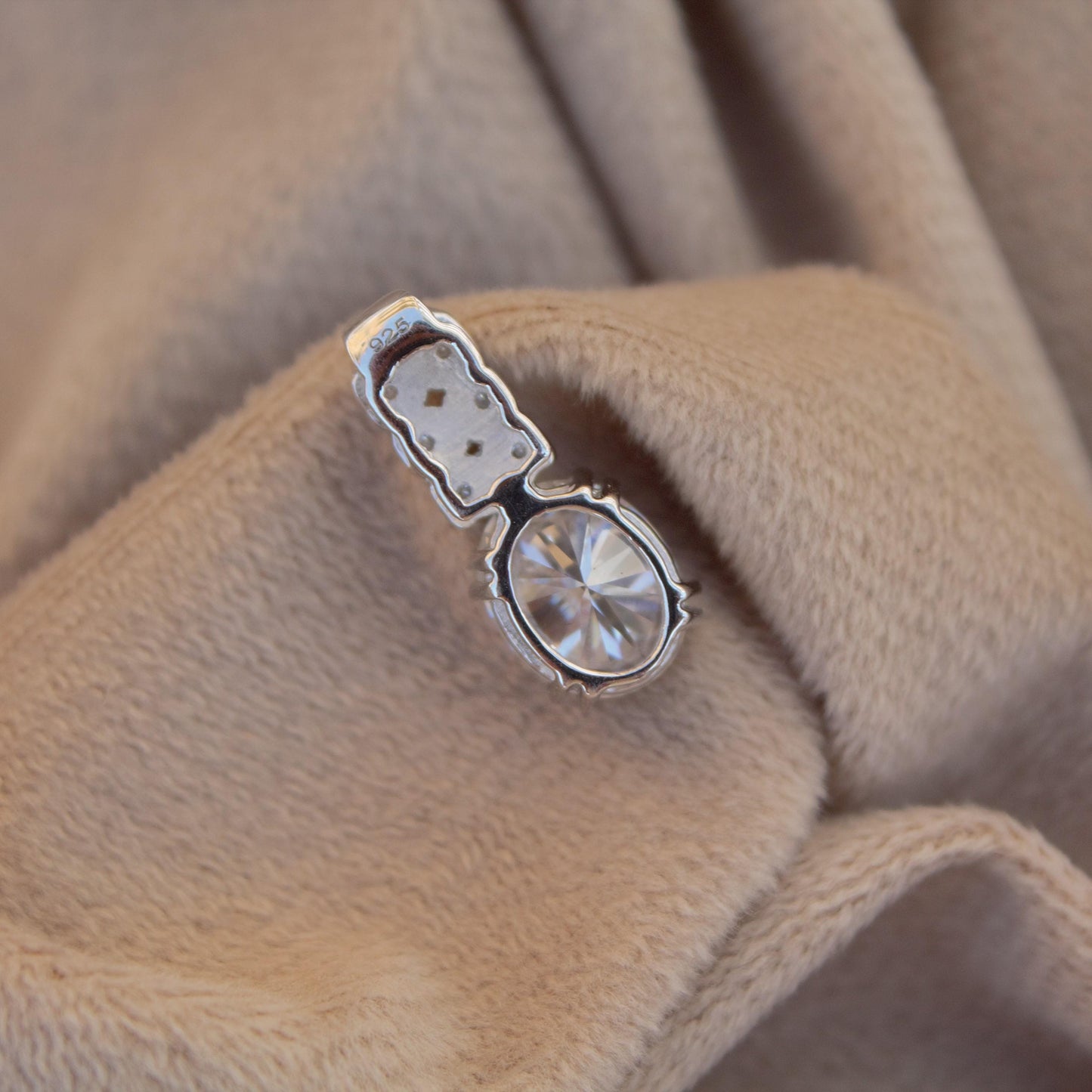 New Arrival Oval Cut Moissanite Pendant, Minimalist 925Sterling Silver Pendant for Gift, Prong Set Pendant, Passes Moissanite Diamond Tester