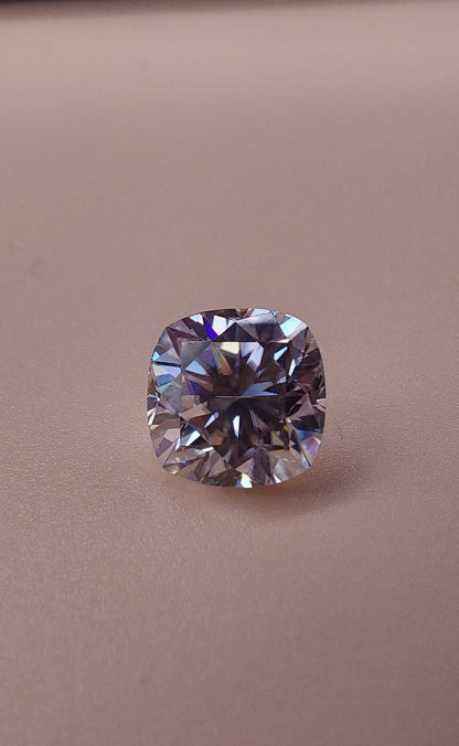 5 carat Cushion Shape Moissanite - 10 MM Moissanite for Jewelry Making - D Color VVS1 Alternative Diamond Stone with GRA Certificate