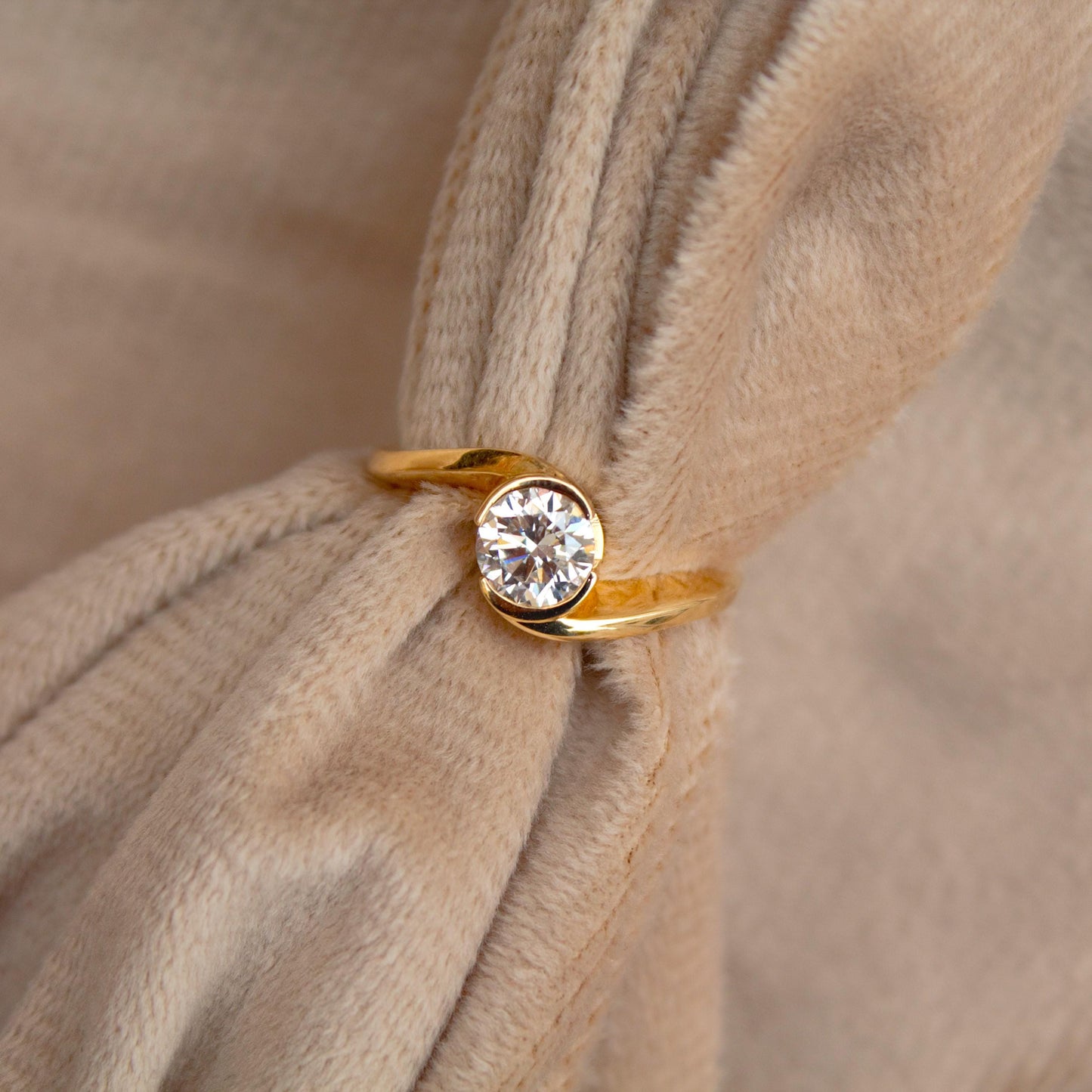 0.90 Carat Lab Grown Diamond Ring, US 6.25 Solid 14K Gold Ring, Perfect for Engagement or Wedding Gift, Statement Gold Ring for Women