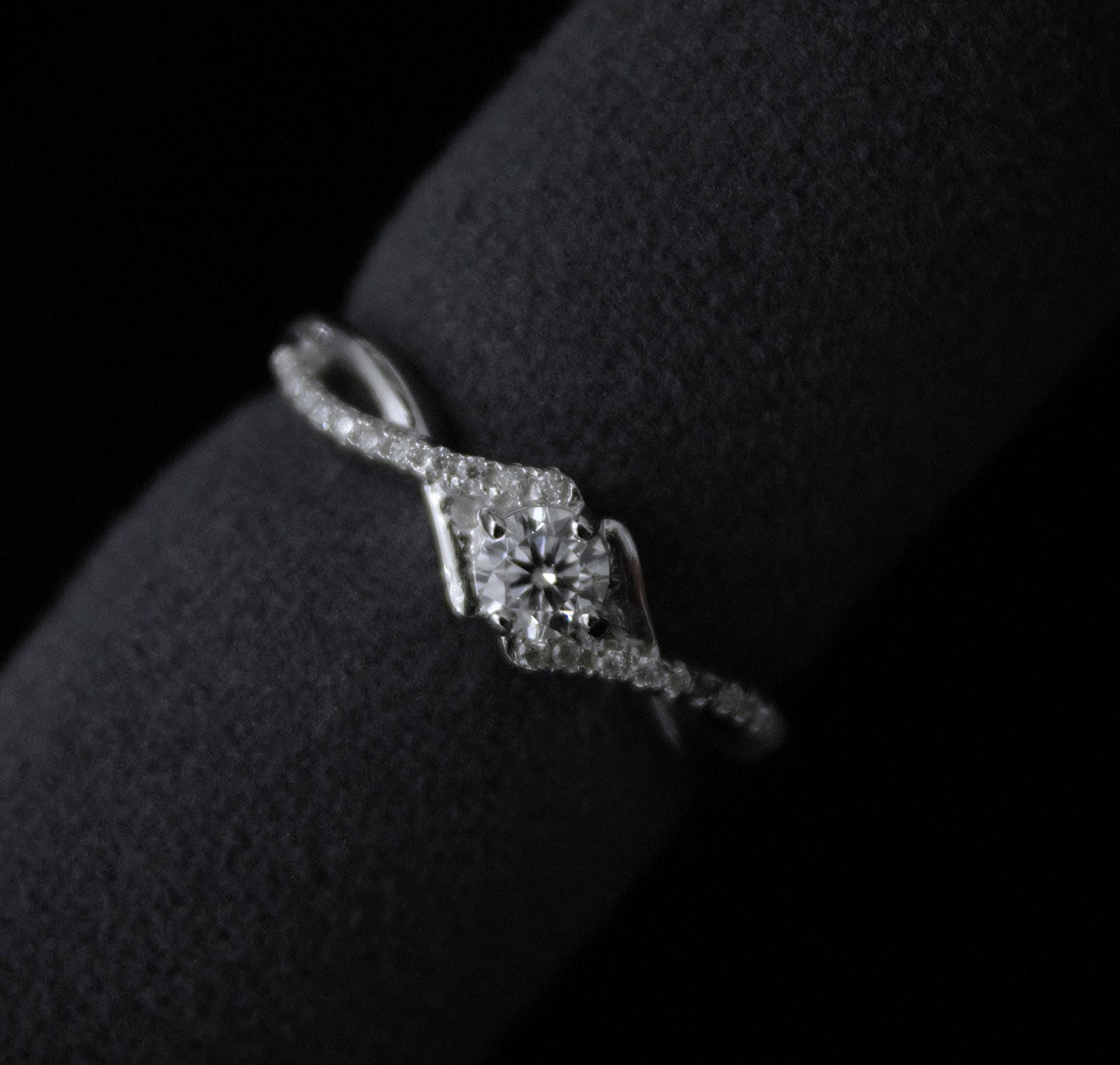 Silver Moissanite Dainty Ring for Wedding Gift, White Stone Ring, Designer Minimalist Ring, Moissanite Jewelry, Perfect Gift for Bridesmaids