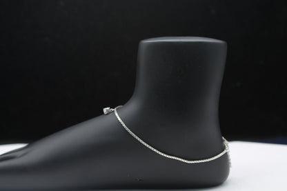 925 Sterling Silver Anklet, Minimalist Chain Anklet, 4 mm Moissanite Single Stone Anklet, Dainty Handmade Jewelry, Perfect for Everyday