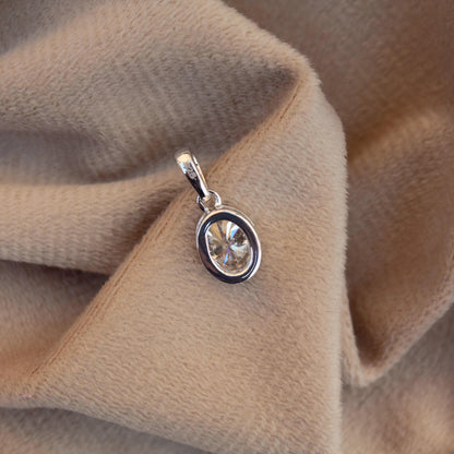 Tiny Moissanite Classic Single Stone Pendant, 925 Silver Oval Cut Pendant, Minimalist Travel Jewelry, Solitaire Moissanite Jewelry for Girls