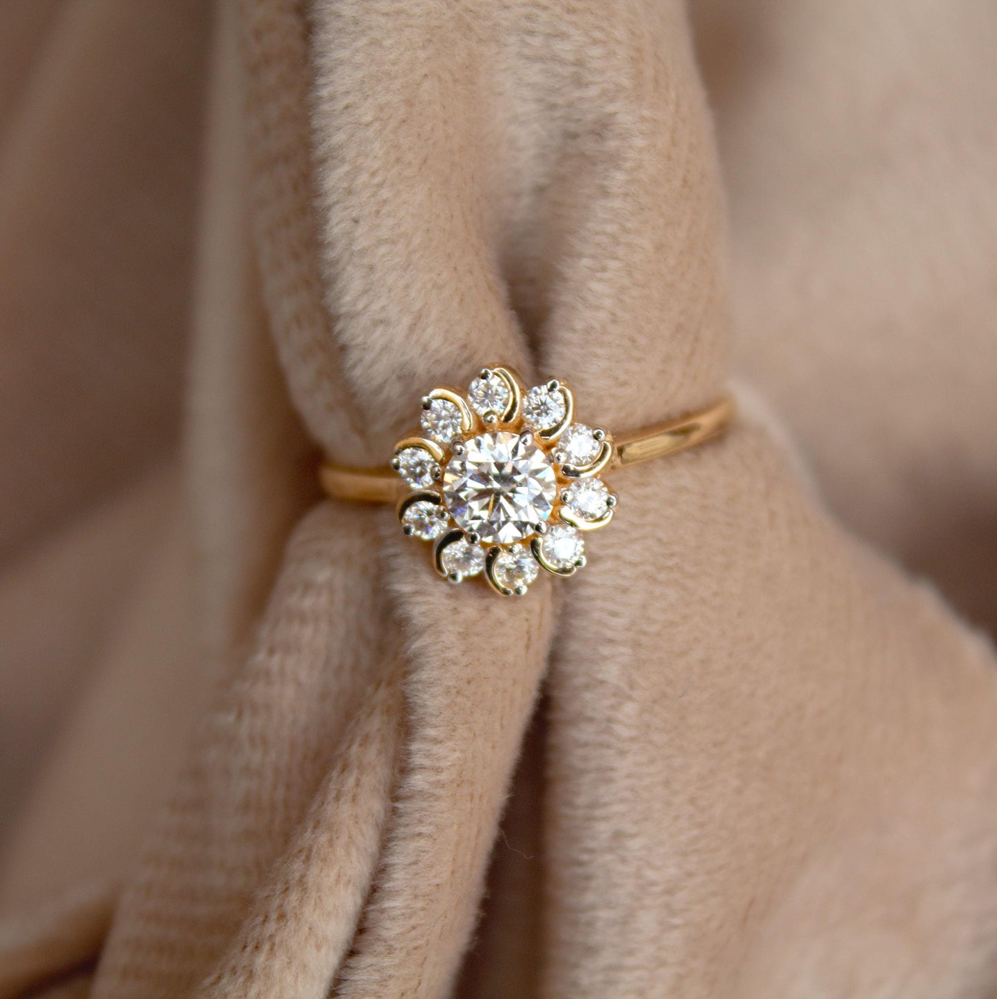 Lab Grown Diamond HPHT Gold Floral Ring, 14K Solid Gold EF/VVs Diamond Ring, Real Gold Jewelry, Ready to Ship, Anniversary Gift For Wife US7