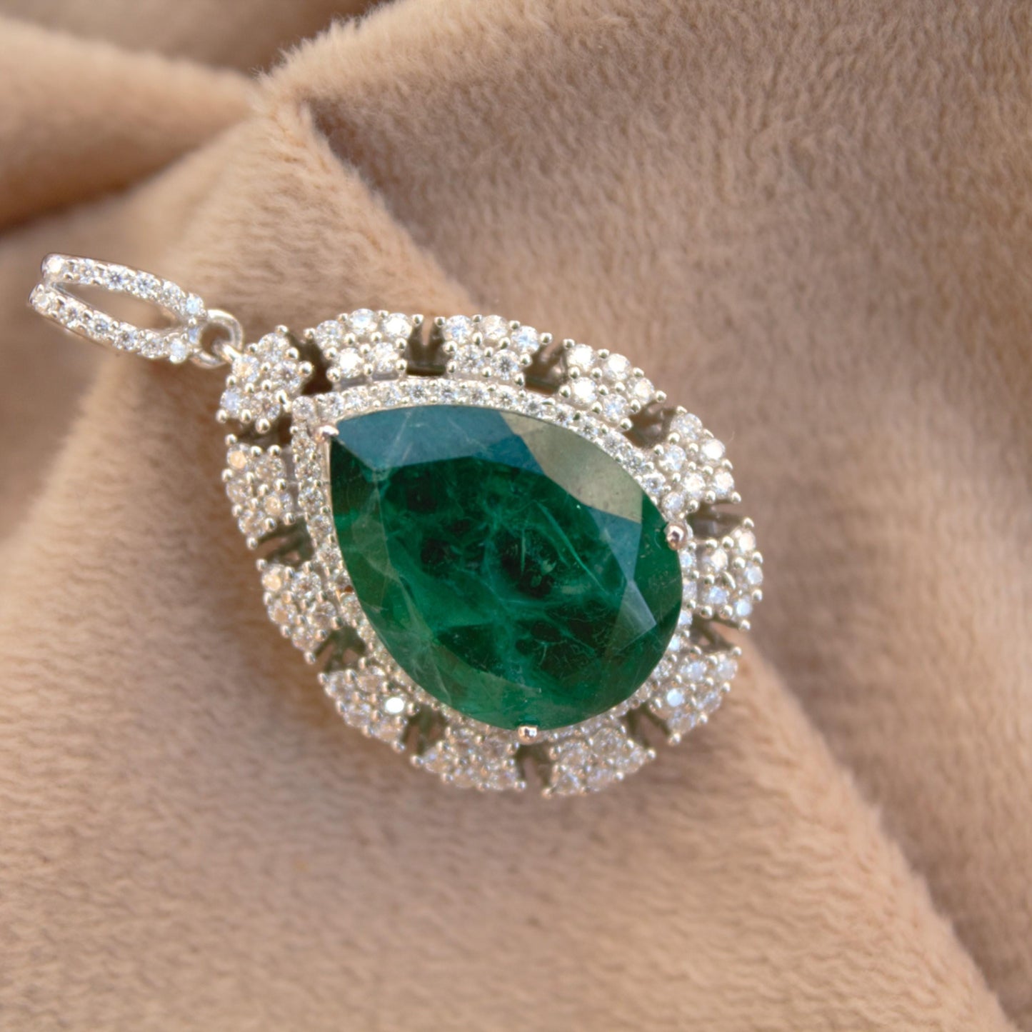 Pear Cut Green Emerald Inclusion with Moissanite Pendant, 925 Sterling Silver Statement Pendant, Delicate Green Stone Pendant for Chain