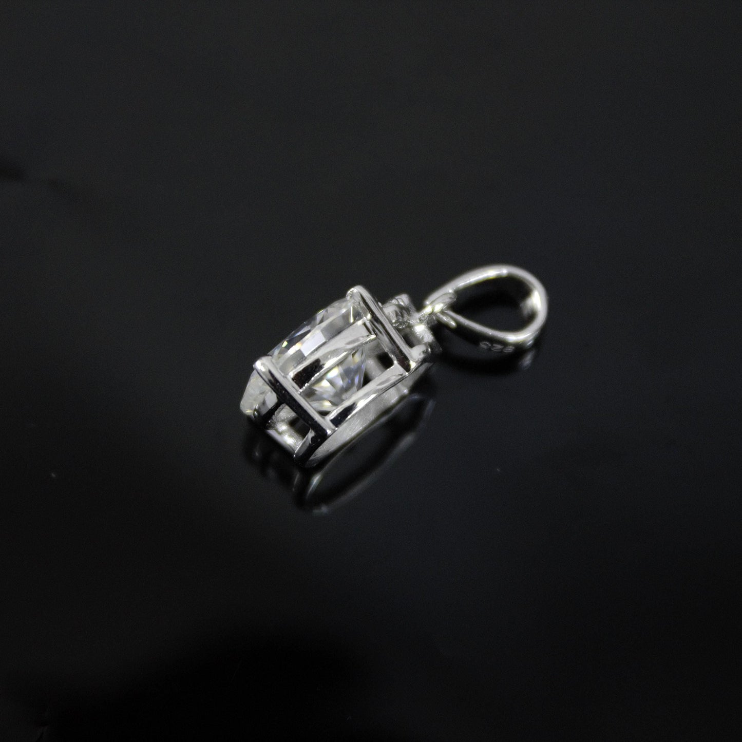 Oval Moissanite Silver Pendant, Solitaire White Stone Pendant, 925 Sterling Silver Sparkling Pendant, Classic Silver Pendant Jewelry for Her