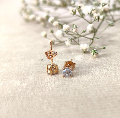 Diamond Stud Earrings, 14K Gold Minimalist Earrings, Lab Grown Diamond Round Earrings, Solid Gold Dainty Stud Earrings, Gift for Her