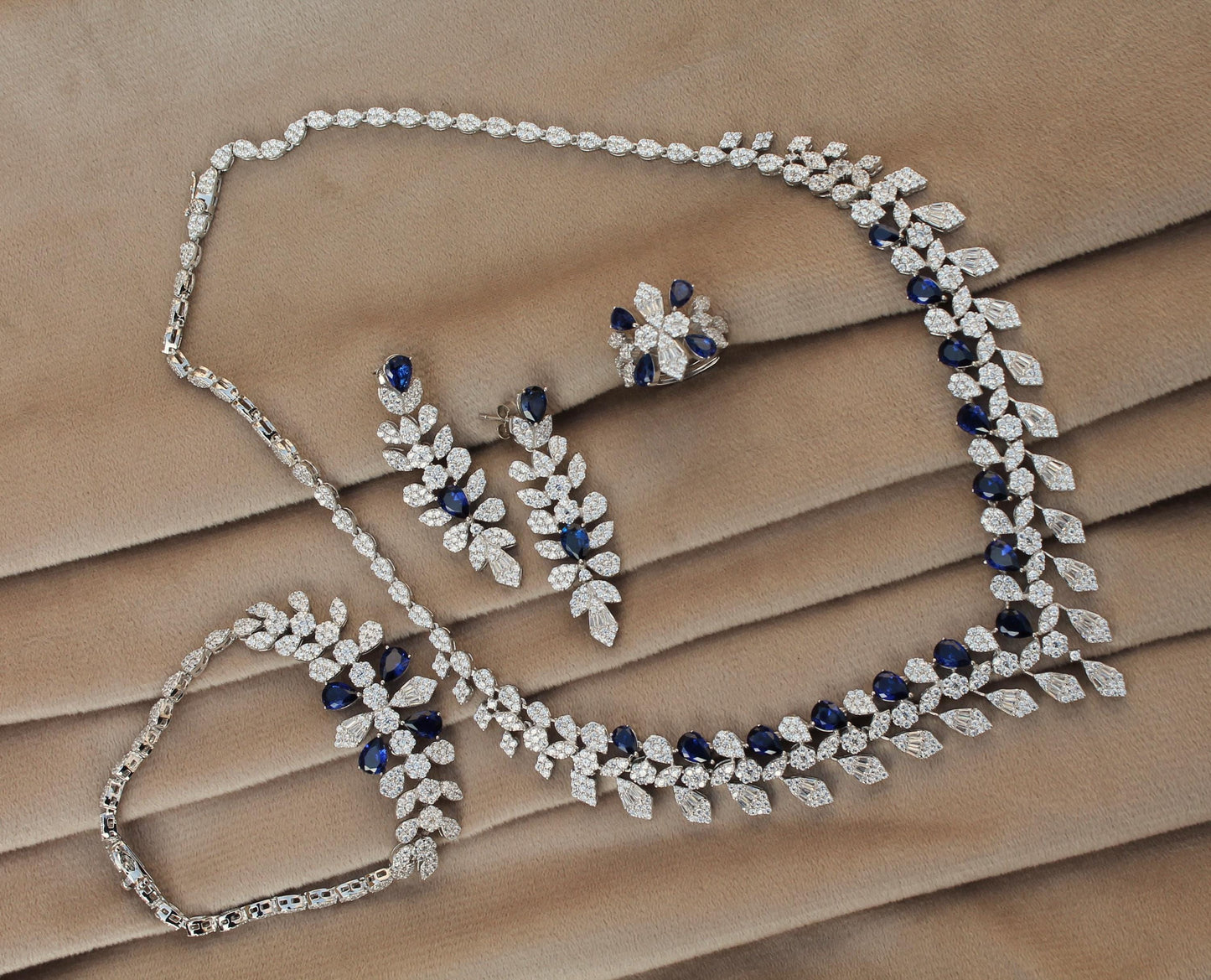 Gold diamond necklace set - HIJ - VS-SI - 14k gold - Natural sapphire - Made to order - Diamond ring - Diamond bracelet - Diamond necklace