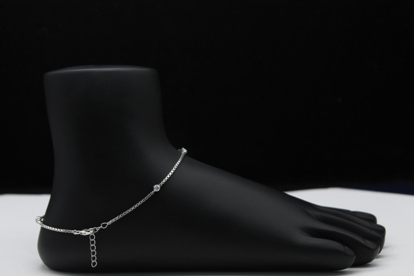 925 Sterling Silver Minimalist Anklets, Designer Moissanite Silver Jewelry, Prong Setting Moissanite Anklet, Anniversary Gift for Wife