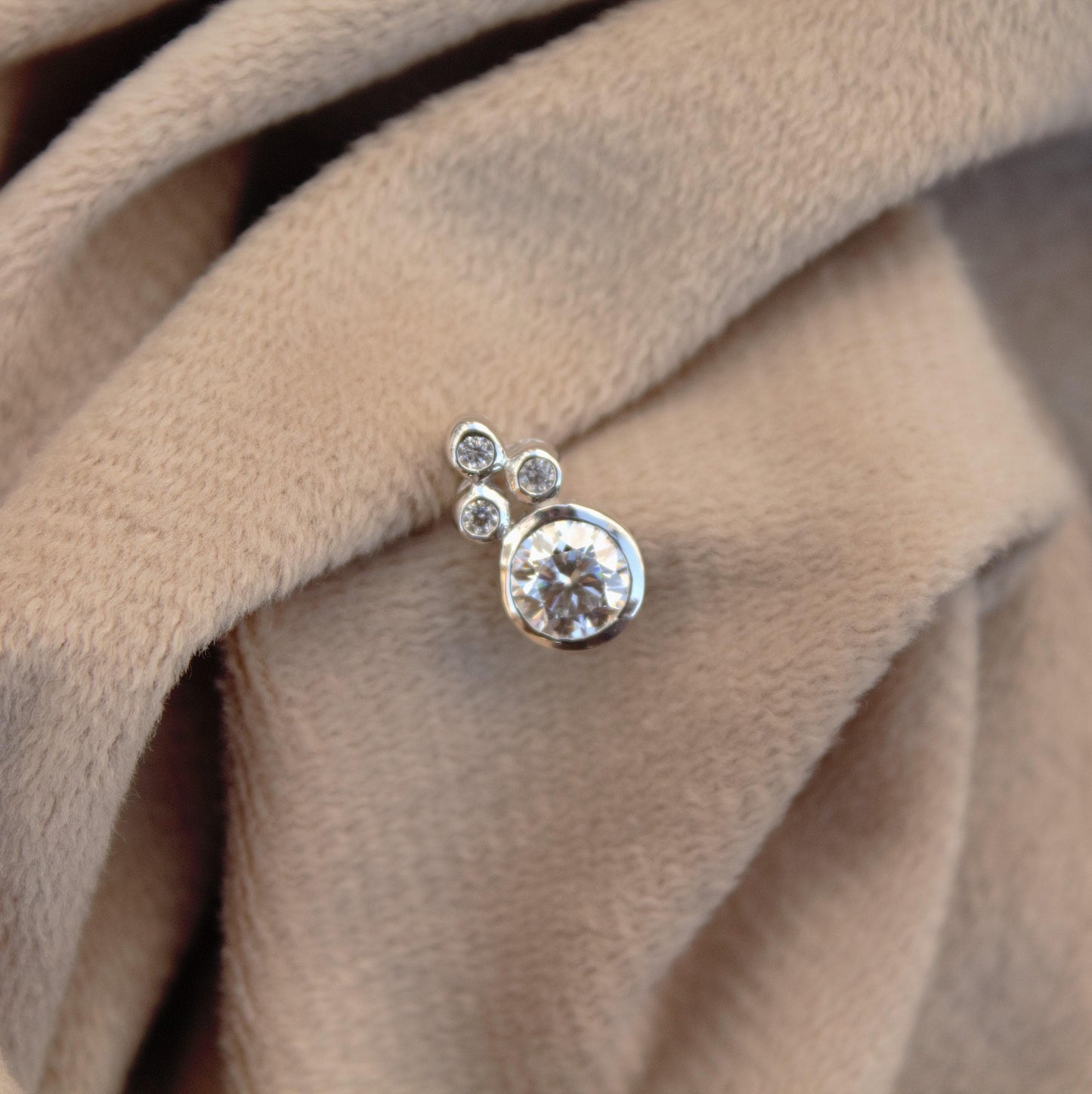 Round Shaped Moissanite White Stone Pendant, Bezel Setting Pendant for Women, 925 Sterling Silver Pendant, Perfect Mother's Day Gift for Mom