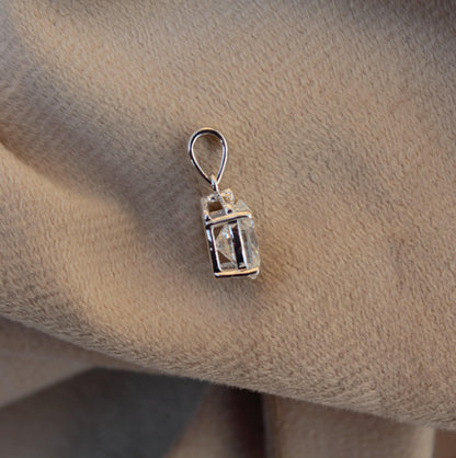 Oval Moissanite Silver Pendant, Solitaire White Stone Pendant, 925 Sterling Silver Sparkling Pendant, Classic Silver Pendant Jewelry for Her