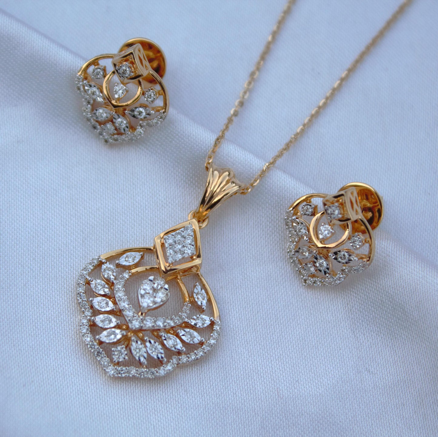 Solid 18K Yellow Gold Diamond Jewelry Set, Designer Gold Stud Earrings and Chain Pendant Set, Wedding Bridal Gold Jewelry Set, Perfect Gift