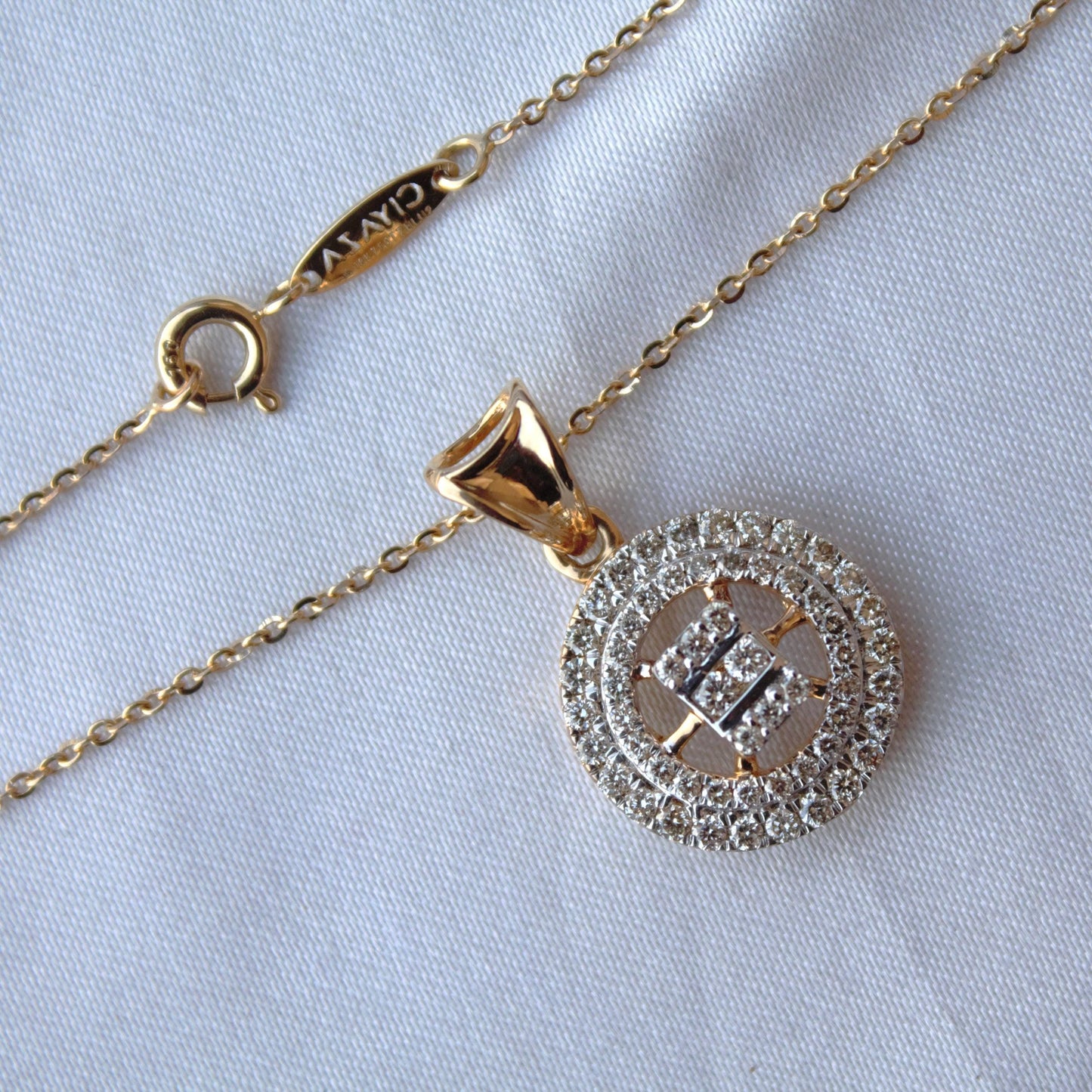 4.04 gram Necklace with 3.31 gram Earrings Set, Pendant Chain with Lightweight Earrings, High Quality Diamond Necklace Earring Set