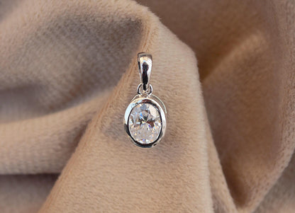 Tiny Moissanite Classic Single Stone Pendant, 925 Silver Oval Cut Pendant, Minimalist Travel Jewelry, Solitaire Moissanite Jewelry for Girls