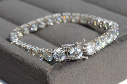 White Gold Moissanite Tennis Bracelet 10K solid gold, VVS Moissanite Infinity Bracelet, Sparkling Moissanite, Round Wedding Bracelet