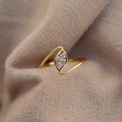 H - I Color SI Clarity Natural Diamond Ring, 5 US Gold Diamond Ring, 18K Solid Gold Jewelry, 1.28Gram Diamond Gold Ring for Anniversary Gift