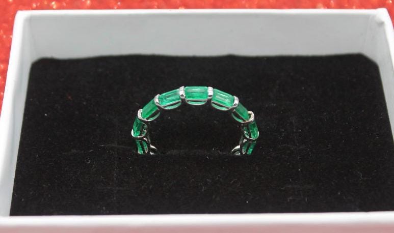 Natural Emerald Eternity Band,14K-18K Solid Gold Ring, Customizable Ring, Engagement Band for Her, Statement Wedding Ring, Green Stone Ring