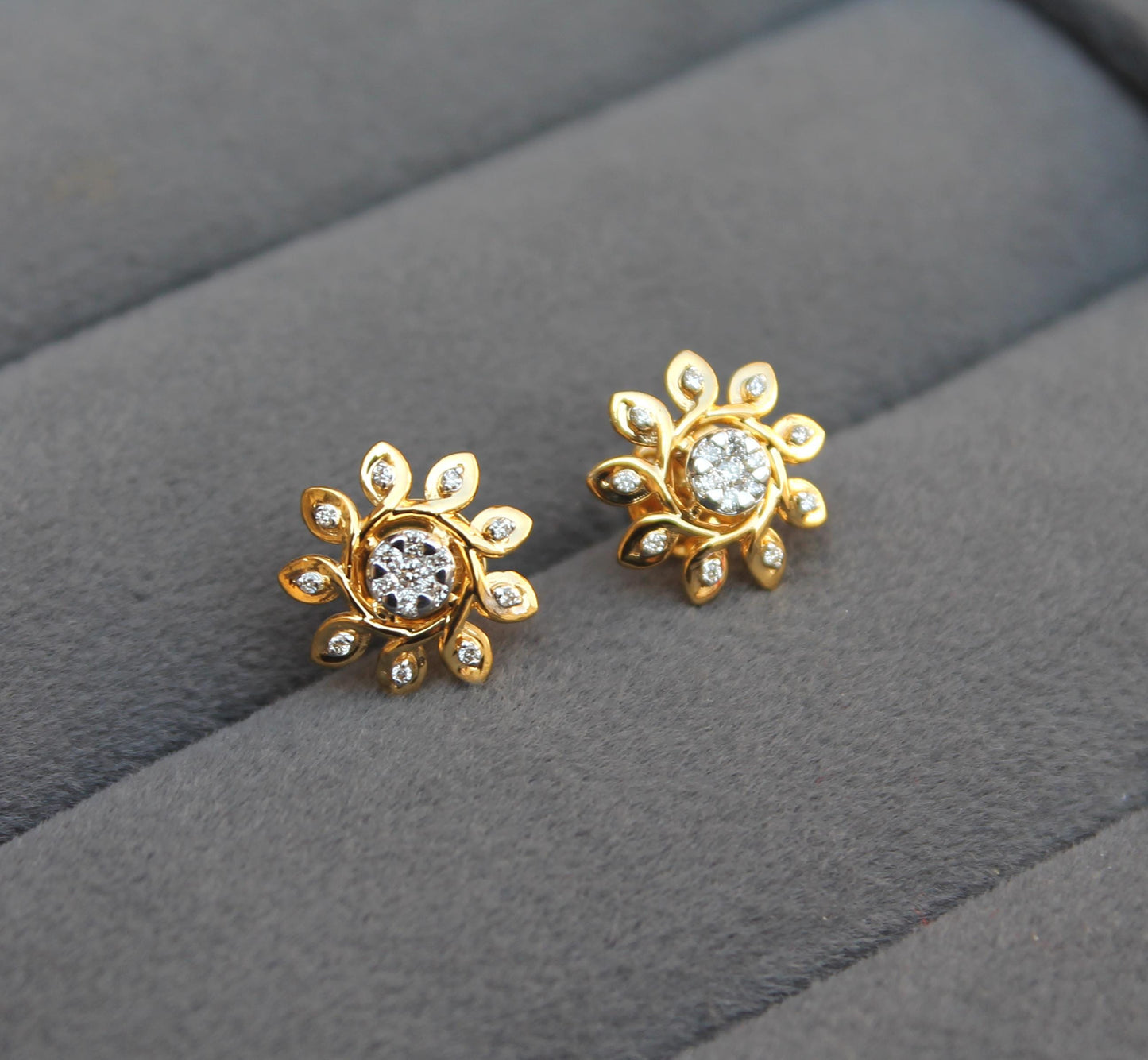 18K Solid Yellow Gold Real Diamond Jewelry Set, IGI Certified Diamond Necklace and Earrings, Floral Design Jewelry for Women, Ready to Ship