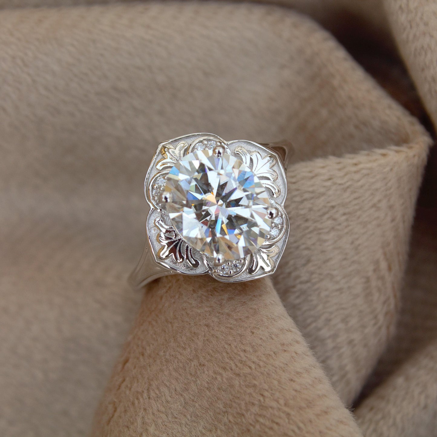 925 Sterling Silver Moissanite Ring, Designer Floral Ring, Luxurious Oval Cut Moissanite Jewelry, Cocktail Party Wear Ring, Graduation Gift