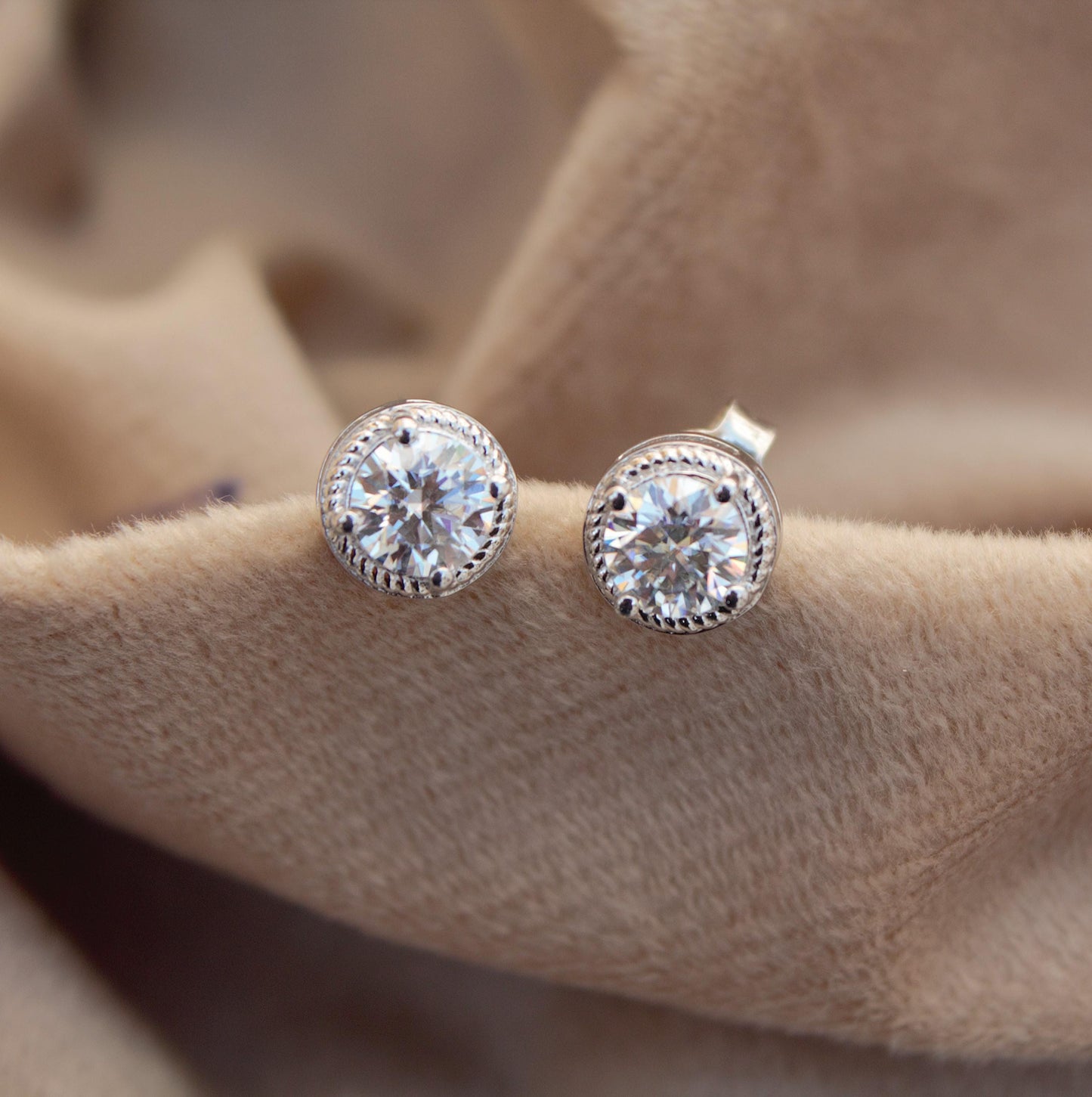 Moissanite Round Cut Statement Earrings, 925 Sterling Silver Stud Earrings for Her, Silver Minimalist Stud Earring, White Moissanite Jewelry