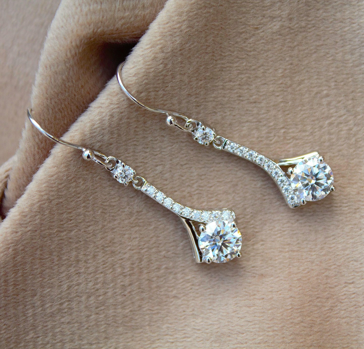 925 Sterling Silver Dangle Earrings, Moissanite Minimalist Earring for Her, White Moissanite Jewelry, Wedding Earrings, Gift for Bridesmaids