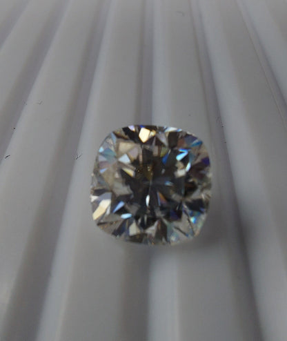 5 carat Cushion Shape Moissanite - 10 MM Moissanite for Jewelry Making - D Color VVS1 Alternative Diamond Stone with GRA Certificate