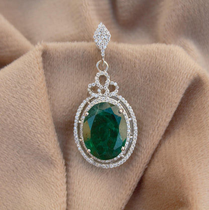 925Sterling Silver Vintage Pendant, Green Emerald Inclusion with Moissanite Pendant, Oval Cut Designer Jewelry for Her, Perfect Gift for Mom
