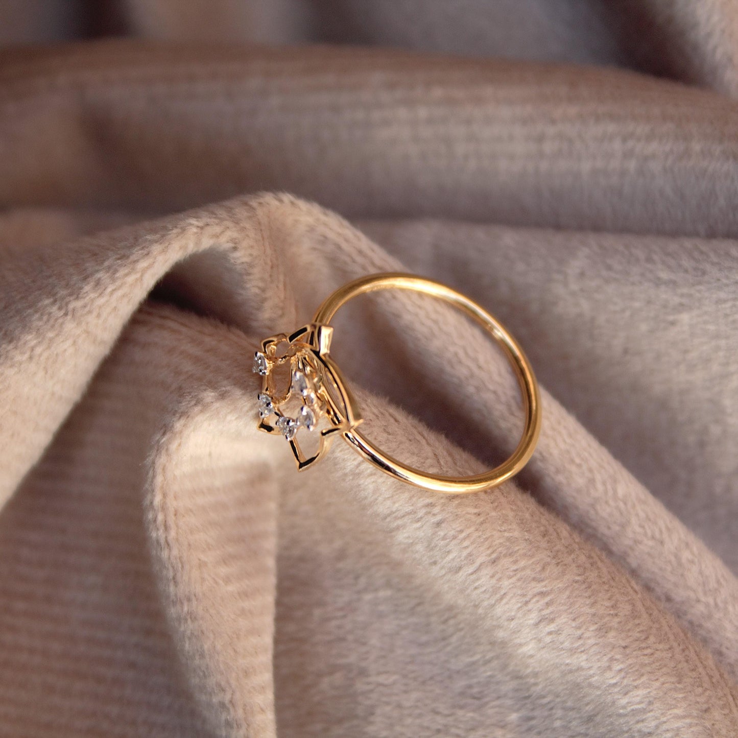 7 US Gold Ring, IGI Certified Diamond Jewelry, 0.08 Carat Natural Diamonds With IGI Certified Diamond Jewelry, Delicate Gold Ring For Gift