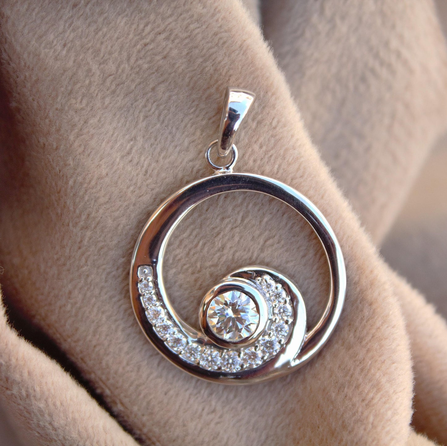 925 Sterling Silver Round Shape Moissanite Pendant, Statement Pendant for Women, Round Cut White Moissanite Jewelry, Silver Charm Pendant