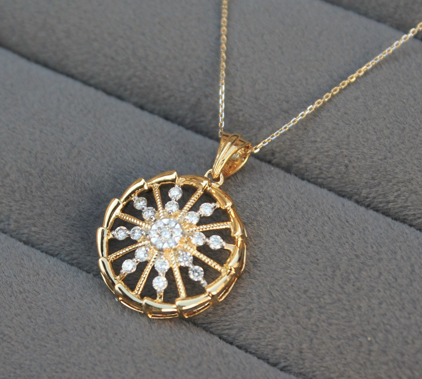Yellow Gold Round Diamond Pendant Earring, Ready To Ship, 18K Gold Diamond Jewelry, Beautiful Diamond Jewelry Set For Anniversary Gift