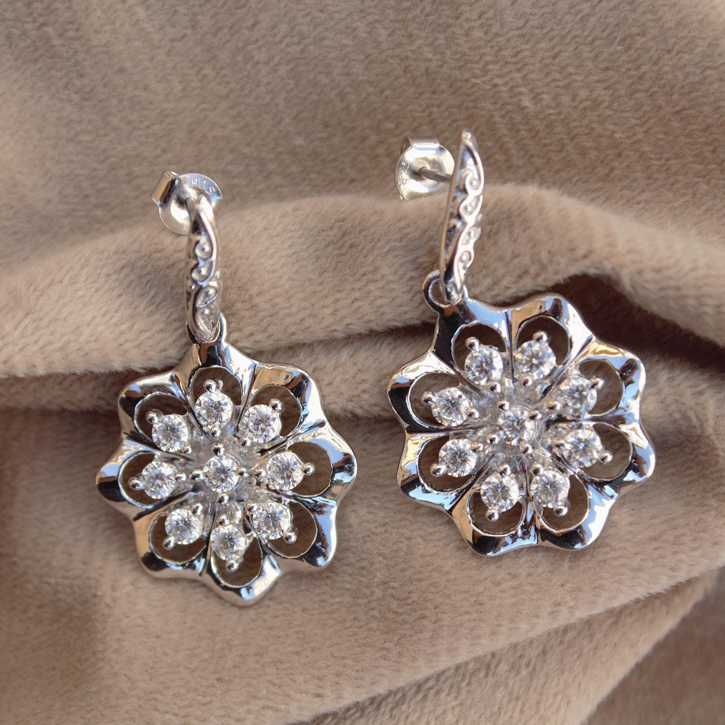 Floral Shape Moissanite Silver Earrings, 925 Sterling Silver Earrings for Women, Vintage Look Earrings, Flower Earrings, Anniversary Gift