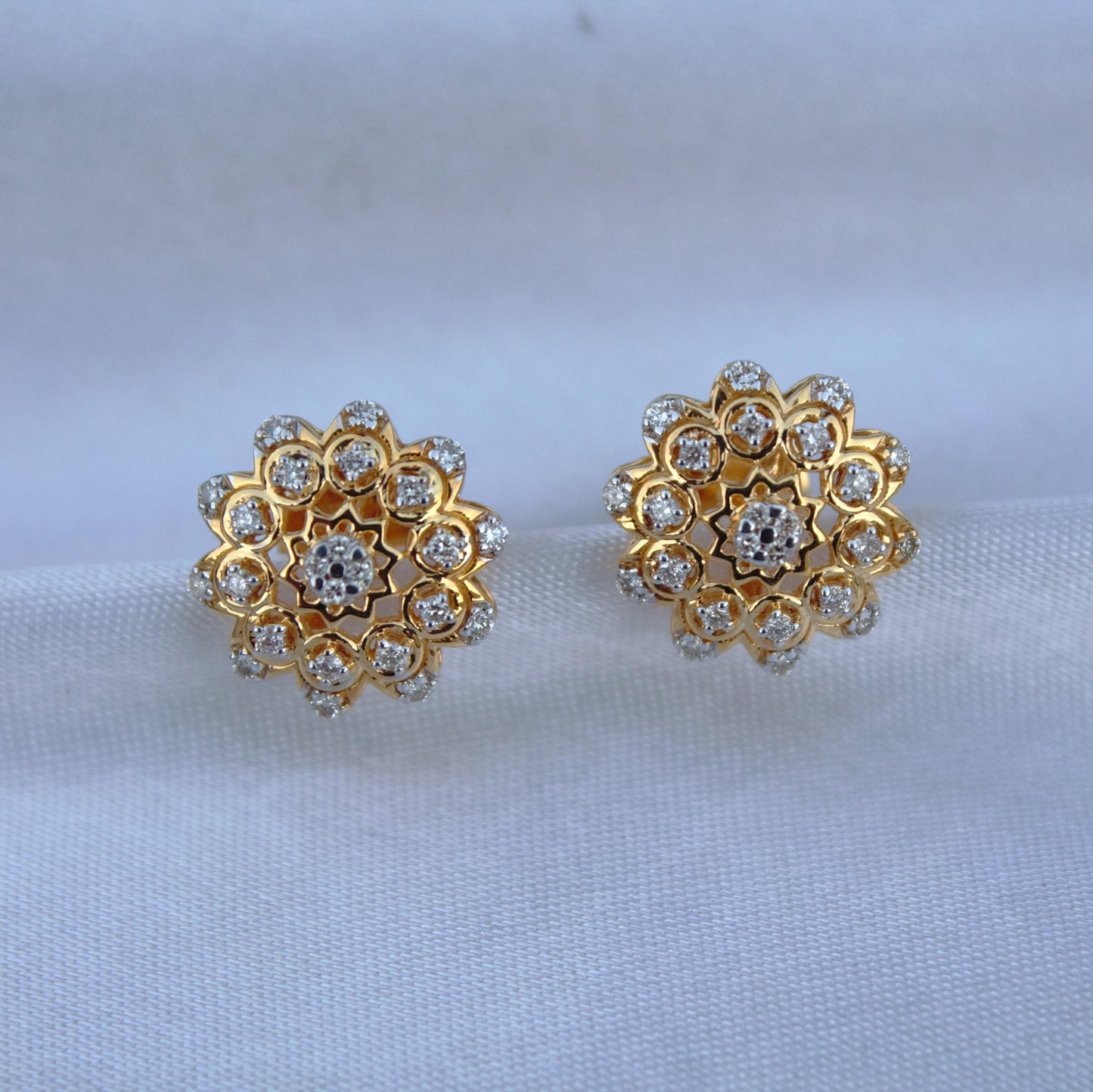 Real Gold Diamond Jewelry Set, 18k Yellow Gold Pendant Earring Set, Natural Diamond Jewelry Set for Bride, Ethnic Style Jewelry in Gold