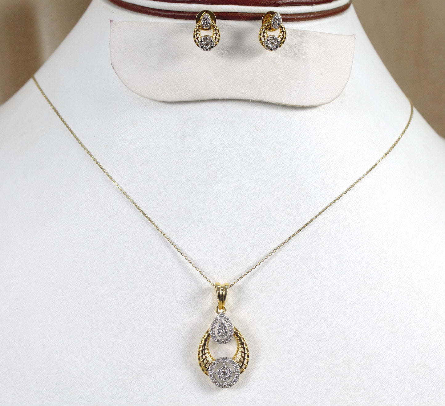 IGI Certified Natural Diamond Necklace with Stud Earrings, Solid 18K Gold Pendant with Chain and Earrings, Designer Gold Diamond Jewelry