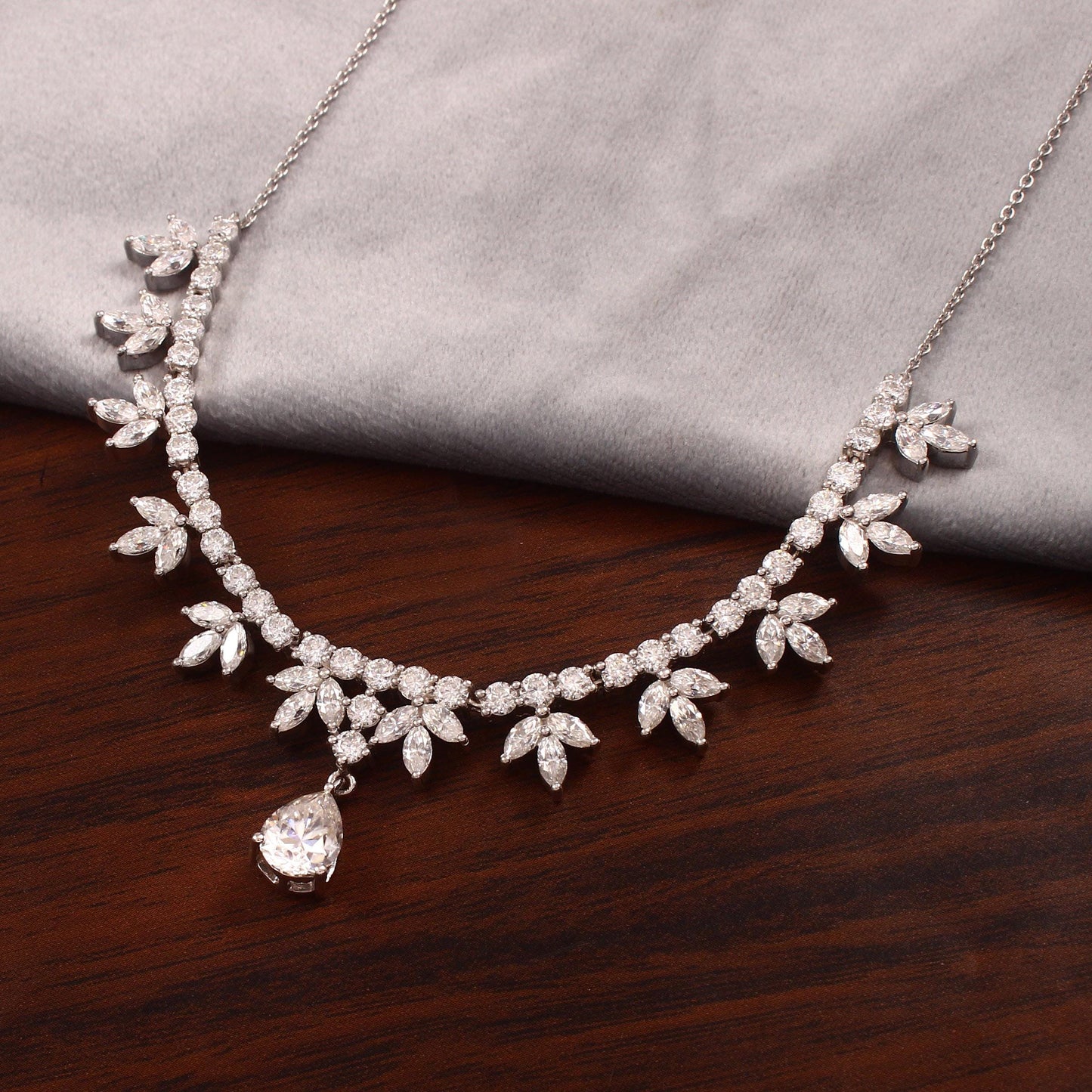 Gold Moissanite Necklace for Bride, D Color VVS1 Clarity Moissanite Necklace, Solid Gold Designer Jewelry, Wedding/Engagement Gold Jewelry