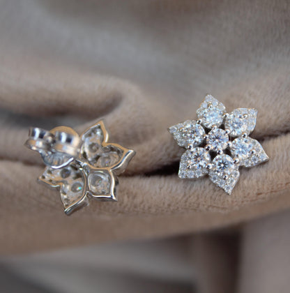 Vintage Style Floral Moissanite Stud Earrings, 925 Sterling Silver Wedding Jewelry for Bride, Push Back Earrings, Lightweight Stud Earrings