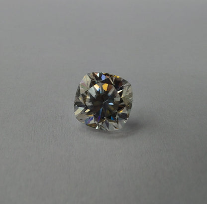 5 carat Cushion Shape Moissanite - 10 MM Moissanite for Jewelry Making - D Color VVS1 Alternative Diamond Stone with GRA Certificate