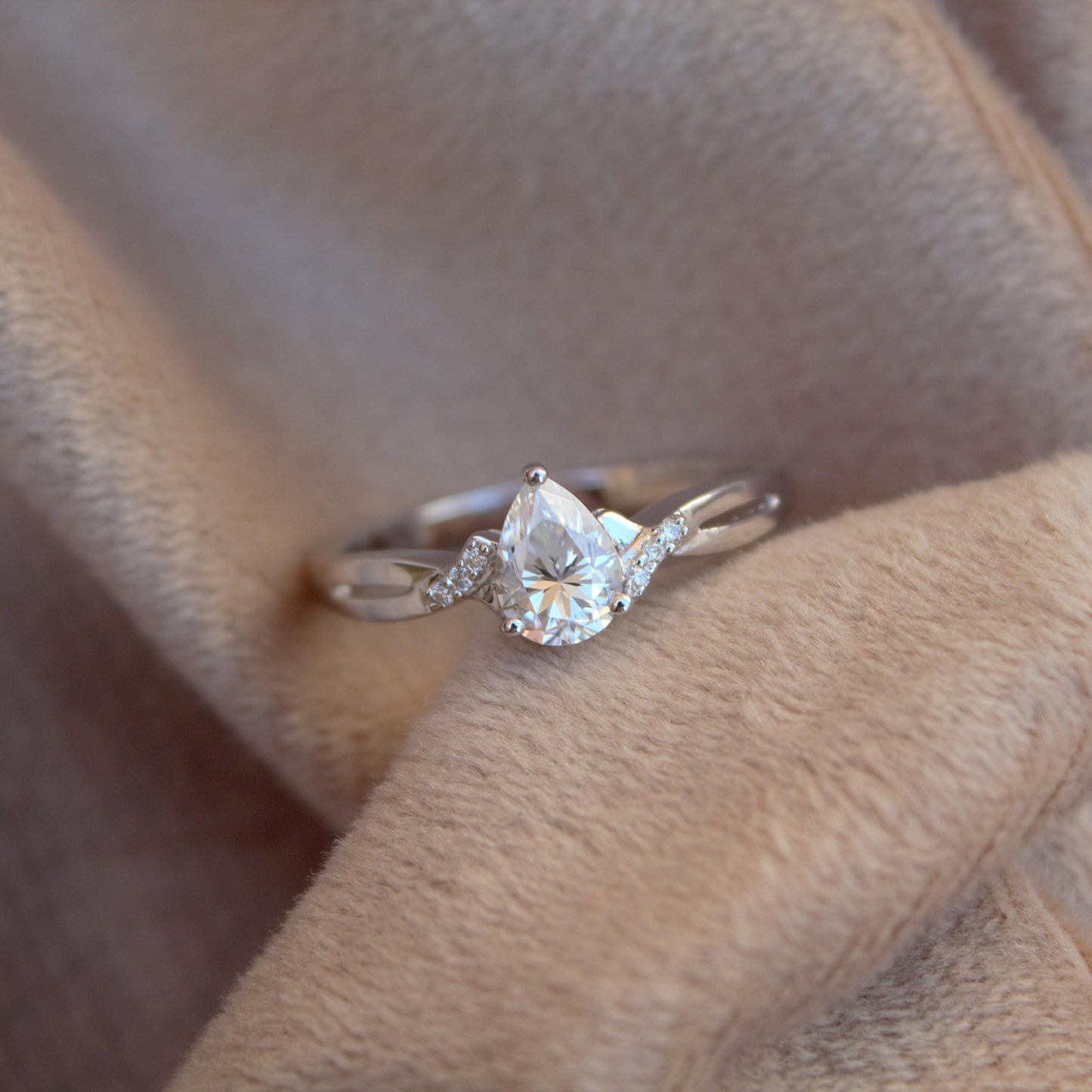 Delicate Moissanite Ring in 925 Sterling Silver, Pear Cut Stone Ring, Handmade Wedding Jewelry, Moissanite Jewelry, Propose Ring for Her