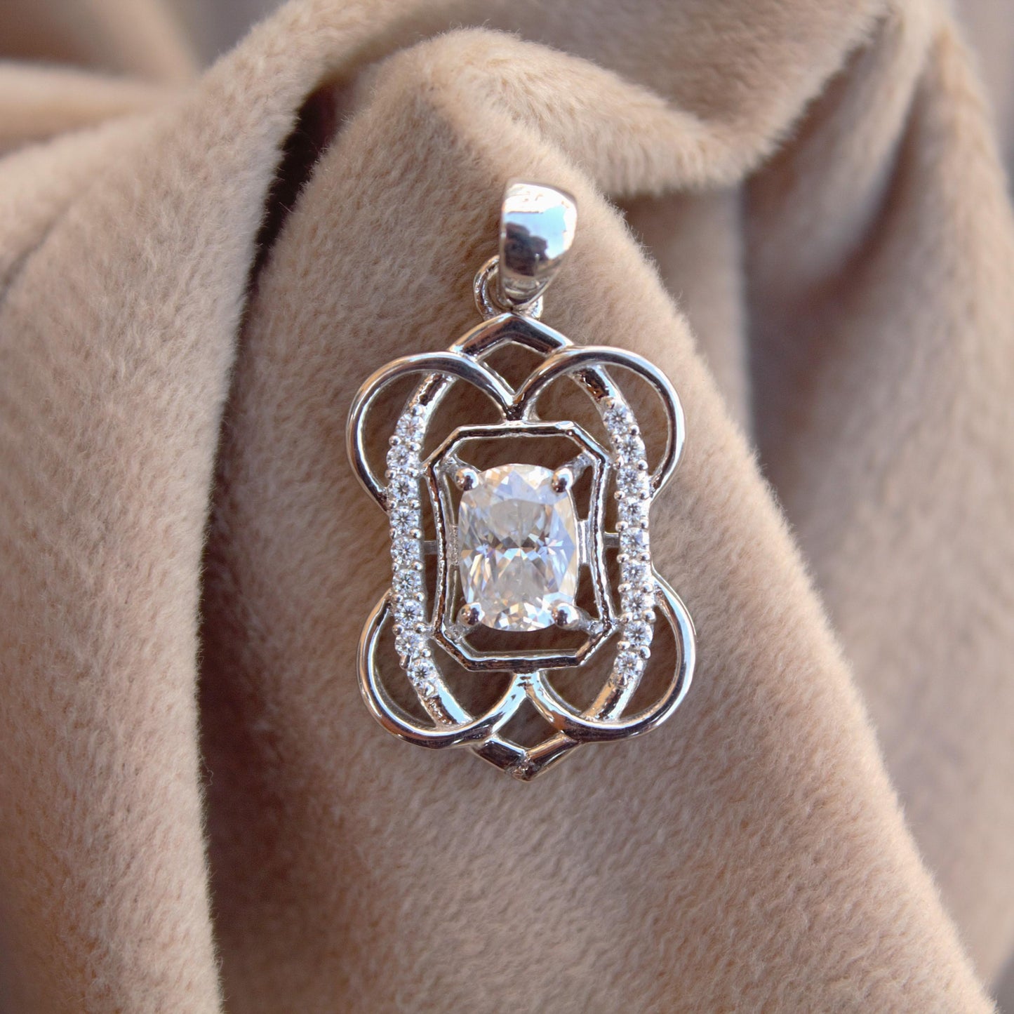 Solid 925 Sterling Silver Elongated Cushion Cut Moissanite Pendant, Minimalist Charm Pendant for Chain, Solitaire Pendant, Wedding Gift