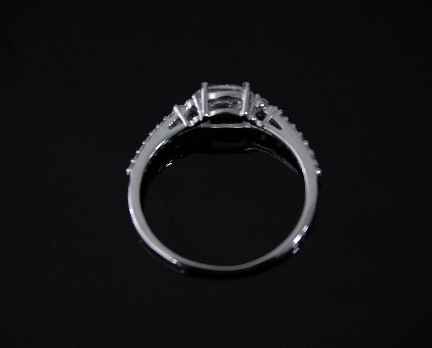 Minimalist 925 Sterling Silver Ring, White Moissanite Ring for Women, Unique Wedding Gift, Silver Solitaire Ring, Lightweight Travel Jewelry