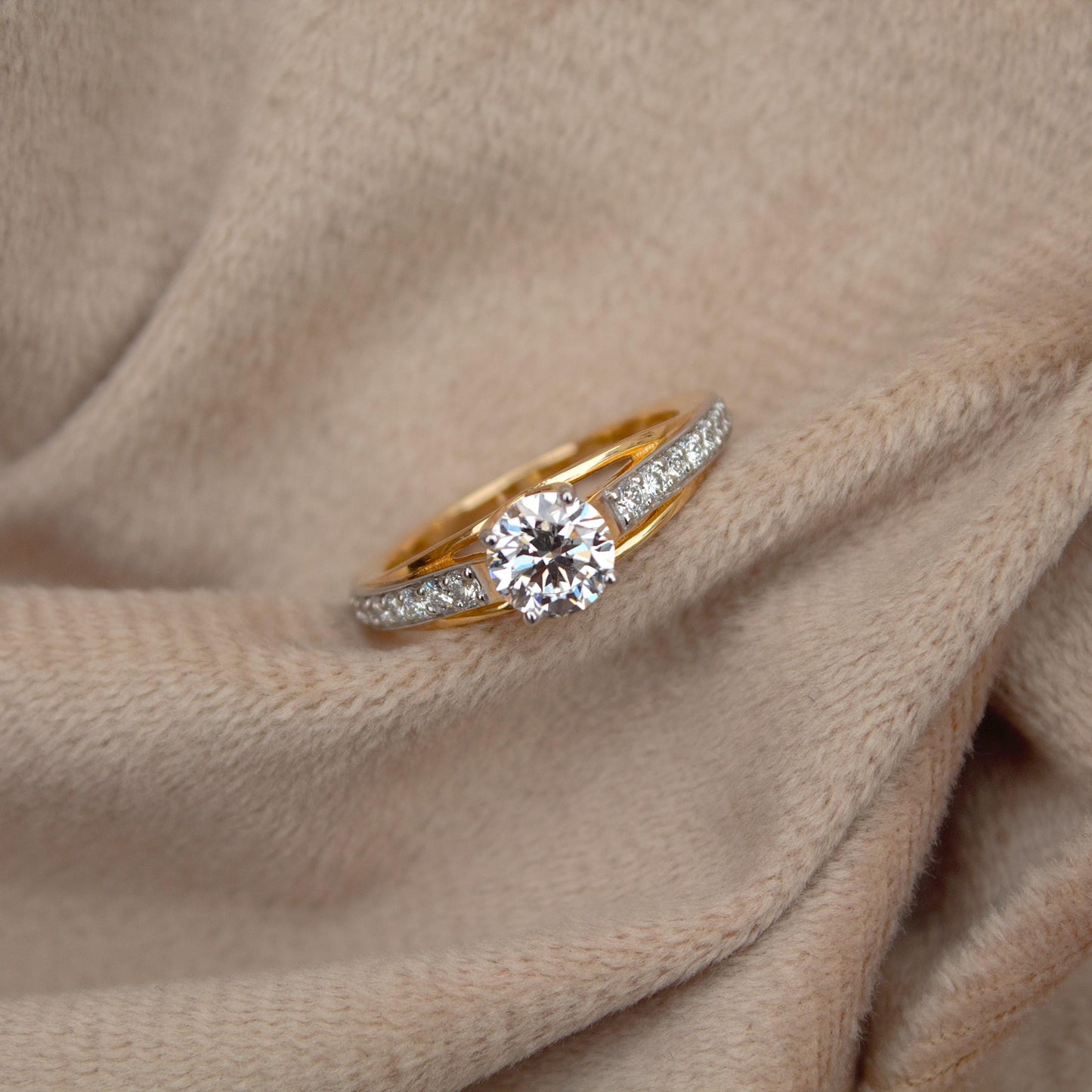 1 Carat Round Diamond Gold Ring, Solitaire Engagement Ring for Women, 14K Gold Ring, Handcrafted Ring, Customizable Anniversary Ring US 6.25