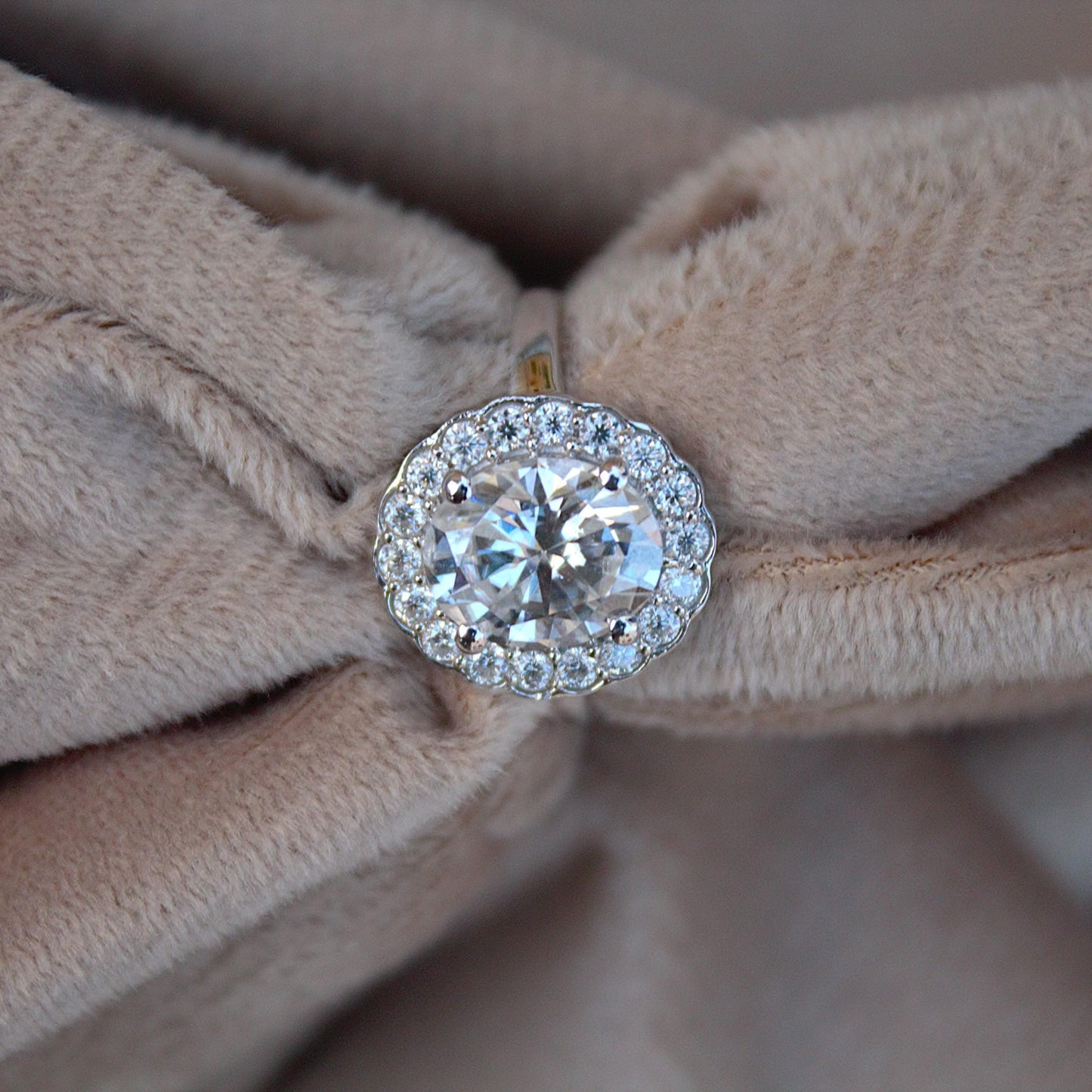 Oval Cut Moissanite Ring in 925 Sterling Silver, Solitaire Wedding Ring for Bride, Vintage Style Silver Jewelry, Travel Jewelry for Women