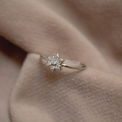 Round Cubic Zirconia Ring in 925 Sterling Silver, Handmade Lightweight Jewelry, Flower Design Beautiful Graduation Gift for Daughter