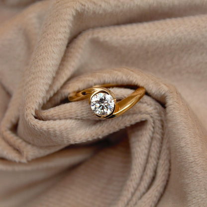 0.90 Carat Lab Grown Diamond Ring, US 6.25 Solid 14K Gold Ring, Perfect for Engagement or Wedding Gift, Statement Gold Ring for Women