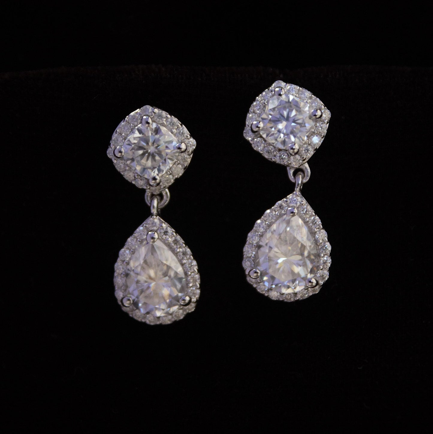 Teardrop Moissanite 925Sterling Silver Earring, Solitaire Halo Dangle Earrings for Bride, Classic Moissanite Jewelry, Perfect for Engagement