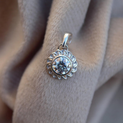 Round Cut Moissanite Stone Pendant, 925 Sterling Silver White Stone Pendant, Silver Moissanite Jewelry, Dainty Silver Charm Pendant for Her
