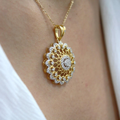 Real Gold Diamond Jewelry Set, 18k Yellow Gold Pendant Earring Set, Natural Diamond Jewelry Set for Bride, Ethnic Style Jewelry in Gold