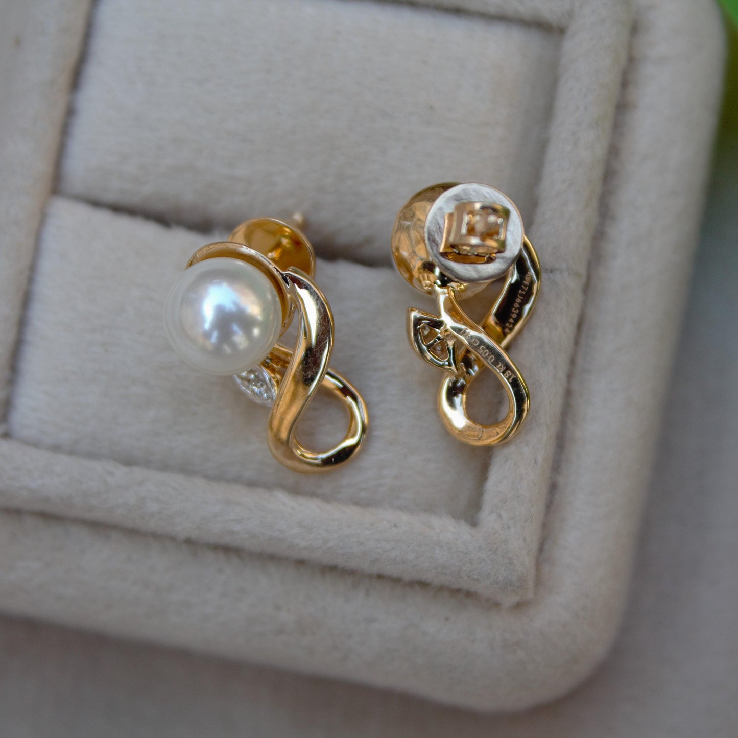 Natural Diamond With Pearl Stud Earring, Certified Real Diamond 18K Gold Jewelry, Screw Back Earring for Women, Beautiful Luxuries Earrings