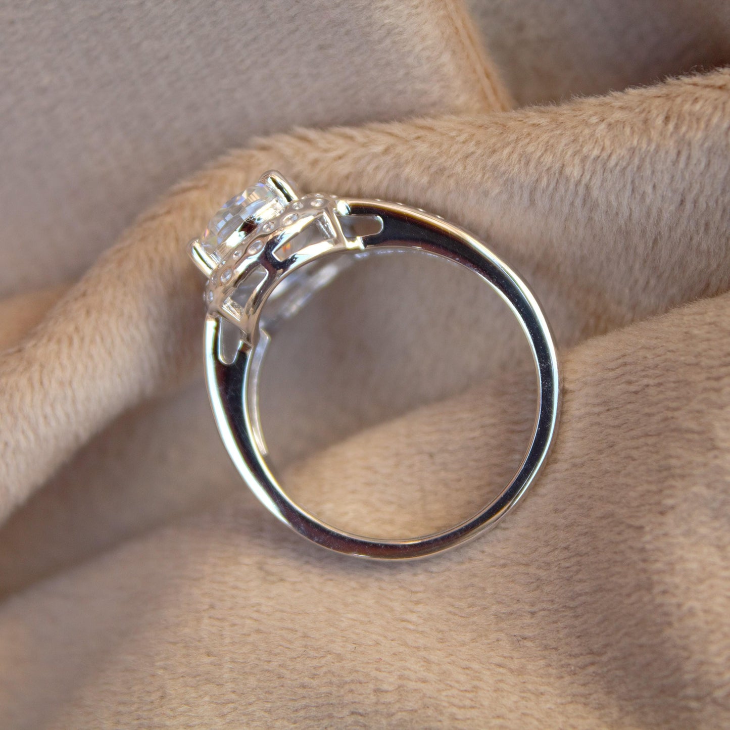 Solitaire Moissanite Prong Set Ring, Oval Cut White Stone Ring, 925 Sterling Silver Propose Ring, Travel Jewelry, Gift for Men and Women