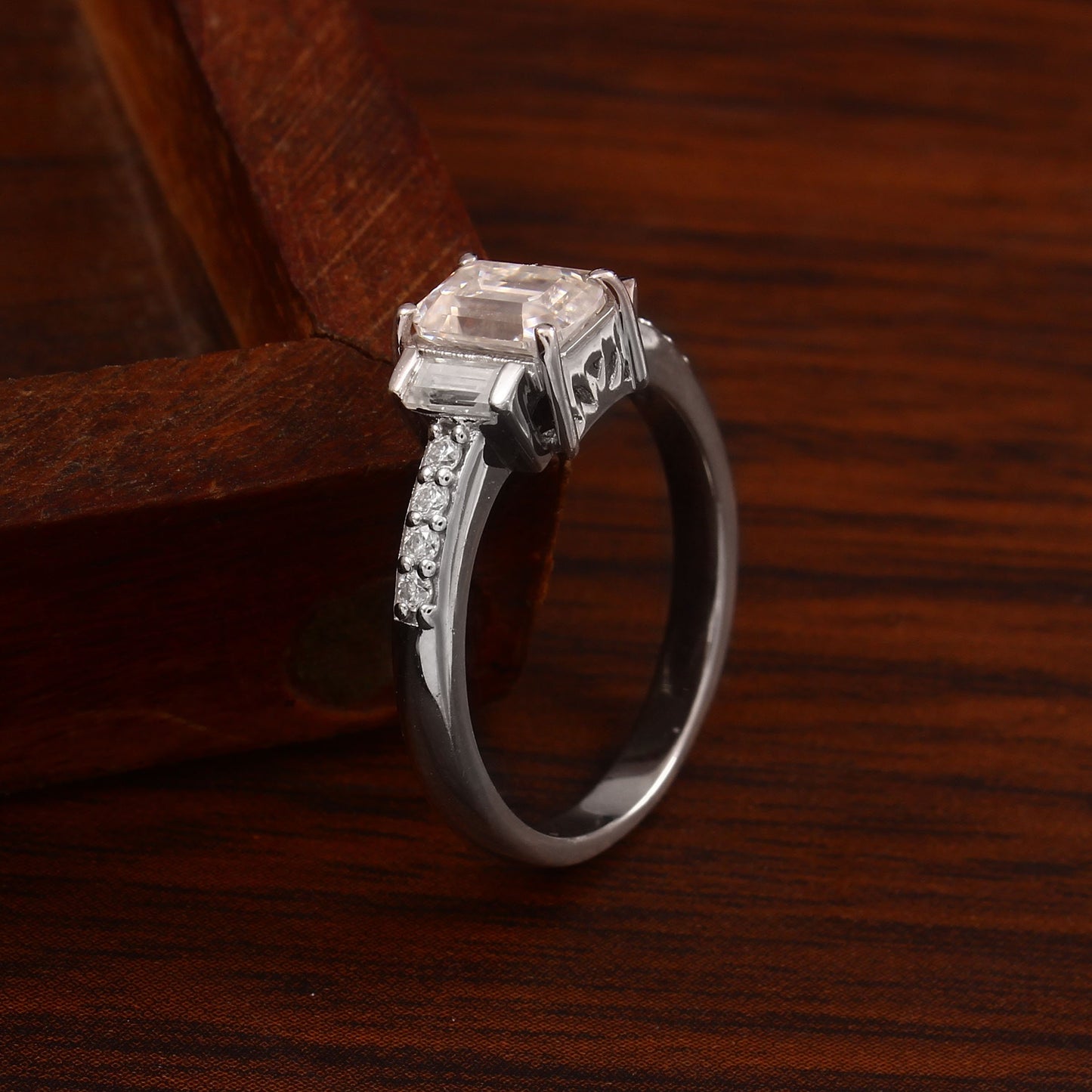 IGI Certified Diamond Gold Ring, Lab Diamond Jewelry, VVS Clarity Diamond Ring, Octagon and Baguette Cut Diamond Ring for Men and Women