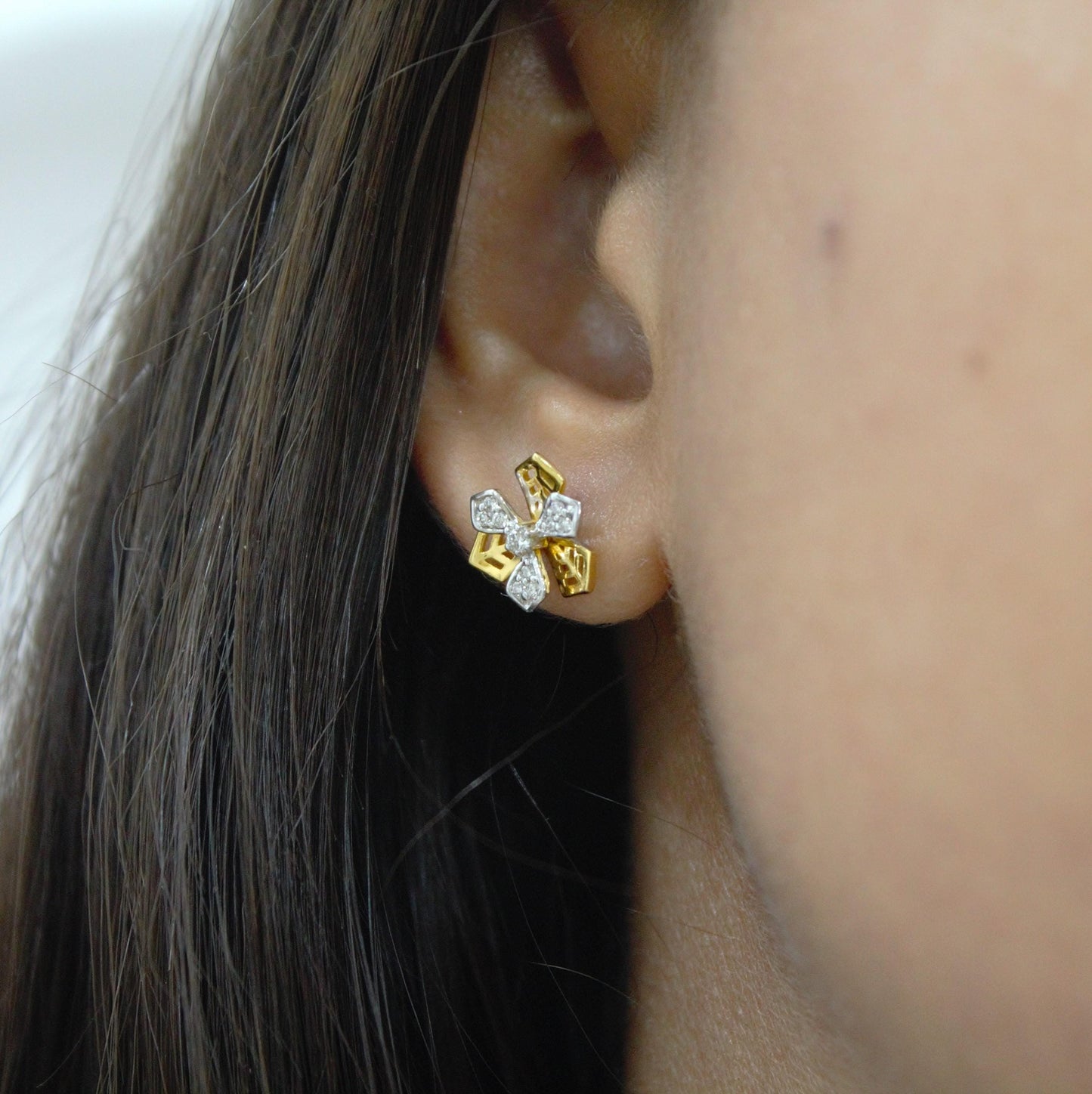 Yellow Gold Diamond Jewelry Set, 18k Gold Pendant Earring Set, Floral Design Classic Jewelry, Gold Chain Pendant with Stud Earrings for Her